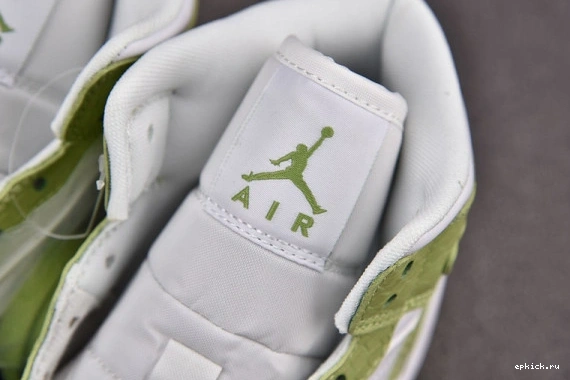 EP Jordan 1 Green Python  DV2959-113 (W) Mid DV2959-113 0506